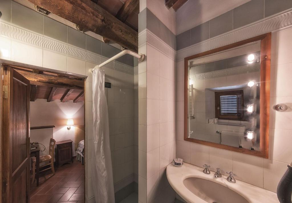 Relais Santa Cristina Guest House Рада ин Кианти Стая снимка